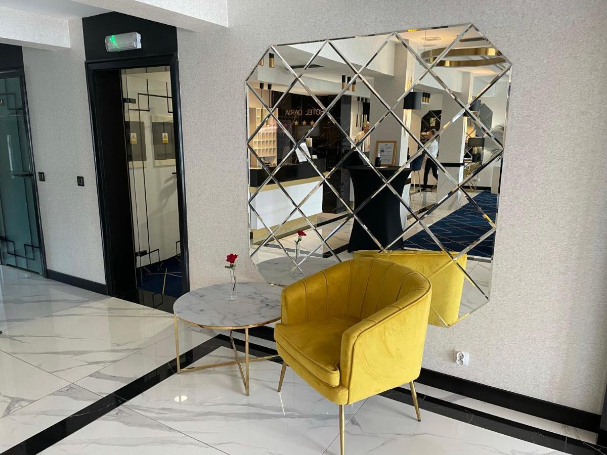 Hotel Daria Тичи Екстериор снимка