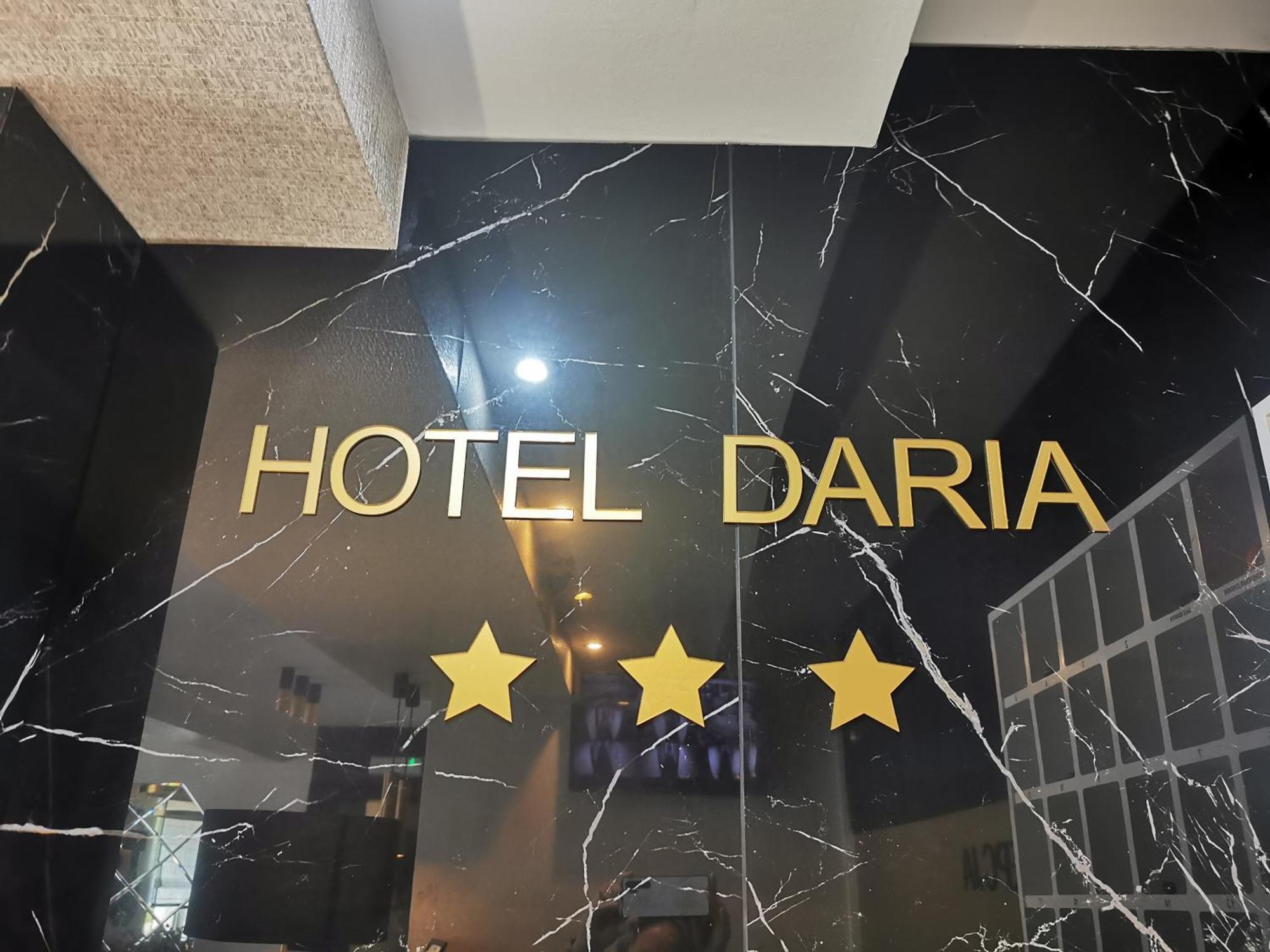 Hotel Daria Тичи Екстериор снимка